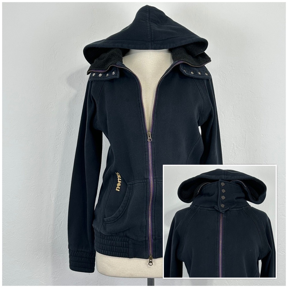 Nomis Women Y2K Snowboarding Streetwear Hoodie Size Medium High Neck Snap Collar